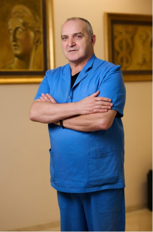 Dr Branko Rašović
